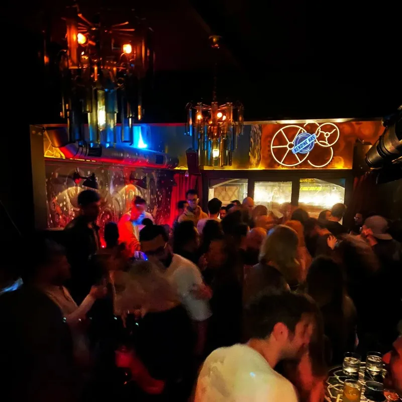Punch, Kadıköy, İstanbul