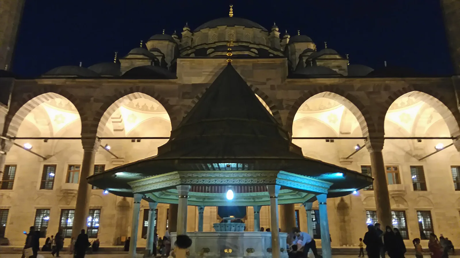 Le Caïque, Fatih