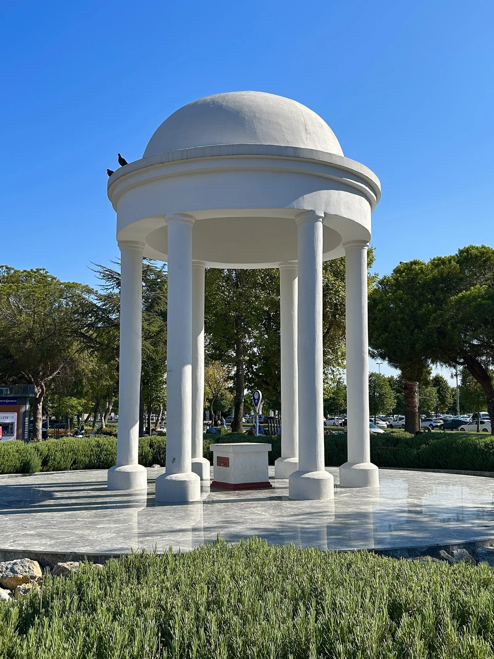 Bakireler Anıtı, Maltepe, İstanbul