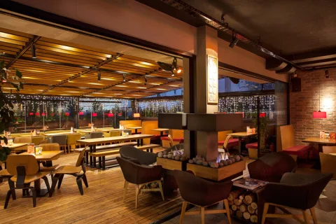 Bi'Buçuk, Kadıköy, İstanbul