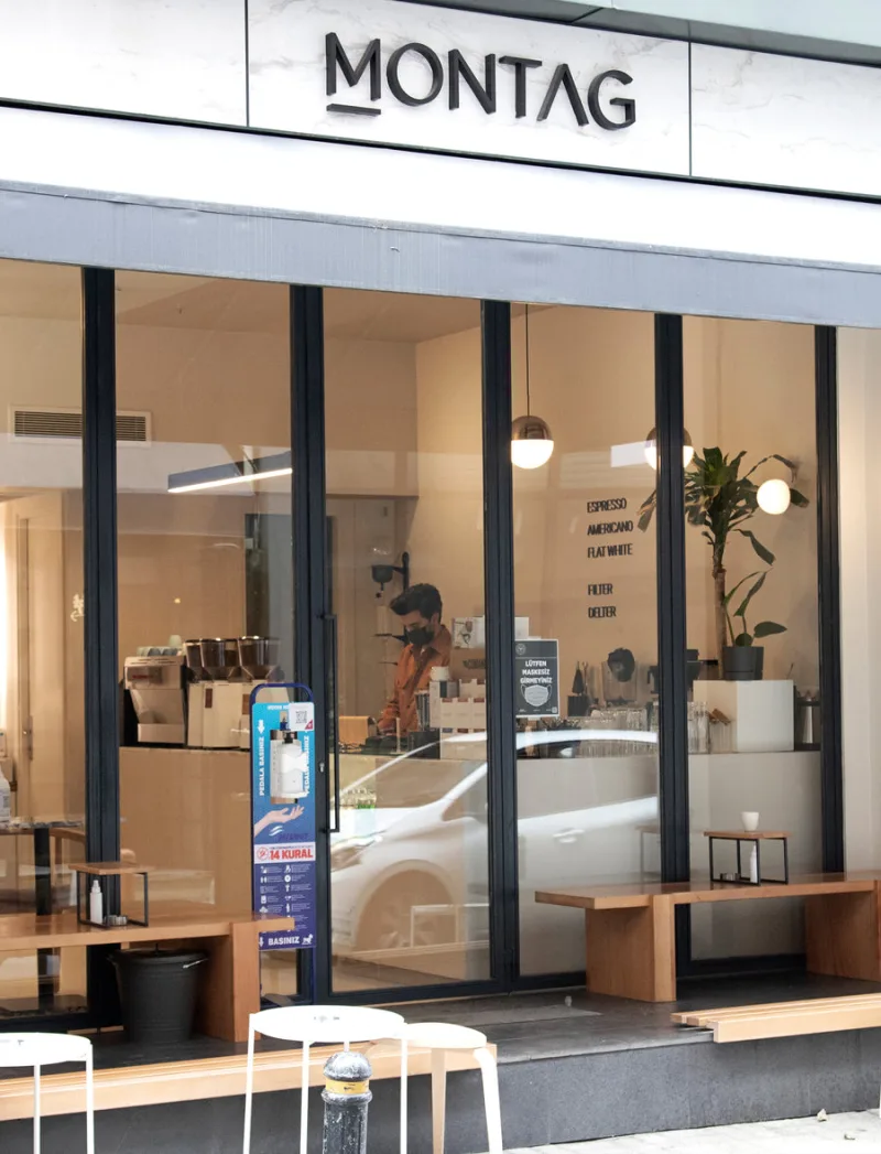 Montag Coffee & Roasters, Kadıköy, İstanbul — Kafe ve Pastane