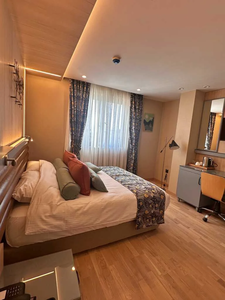 Hotel Sapphire, Fatih