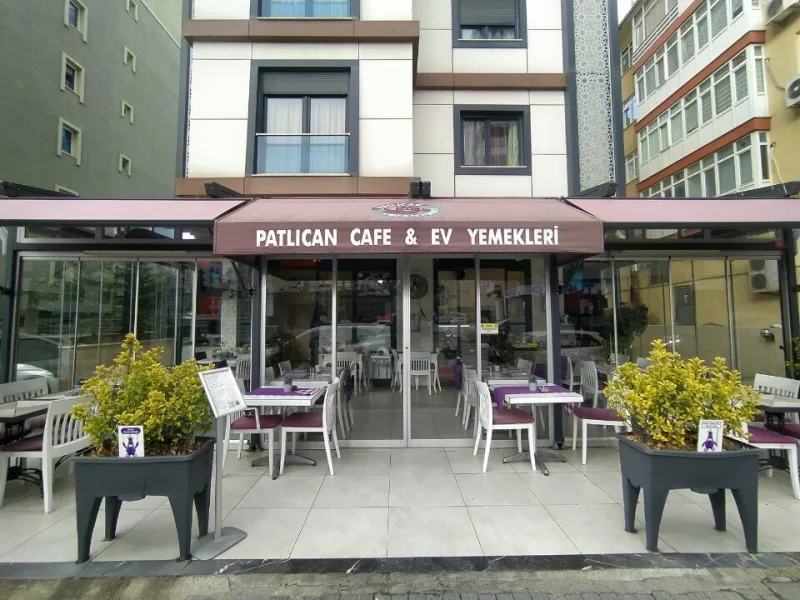 Patlıcan Cafe & Ev Yemekleri, Kadıköy