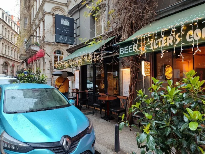 Baylo, Beyoğlu