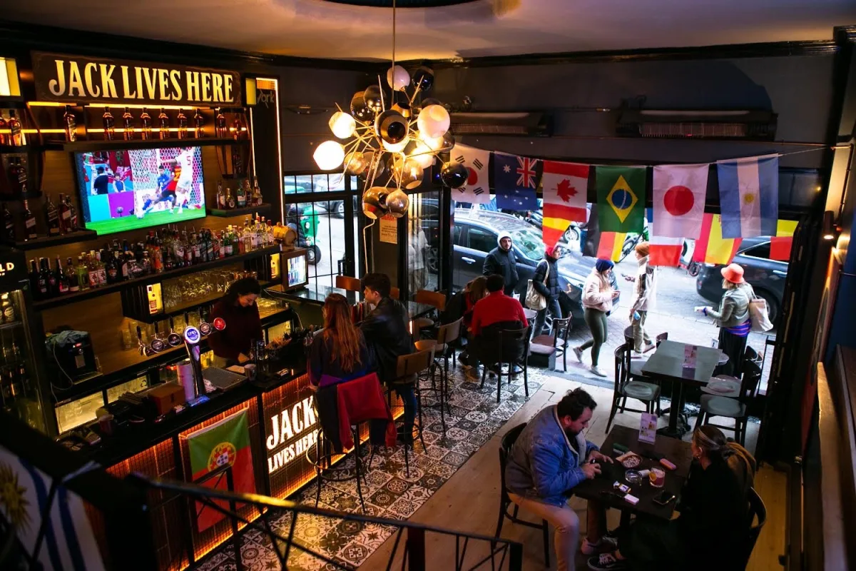 York, Kadıköy, İstanbul
