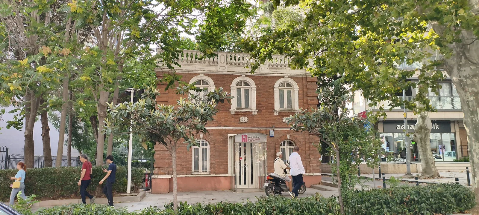 Haldun Taner Müze Evi, Kadıköy, İstanbul — Müze