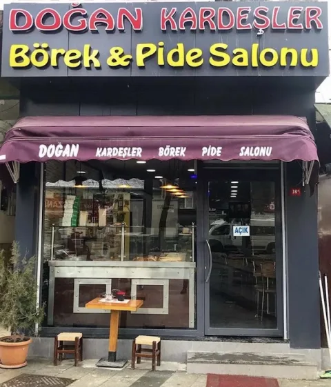 Doğan Kardeşler Börek & Pide Salonu, Sarıyer, İstanbul — Kafe ve Pastane