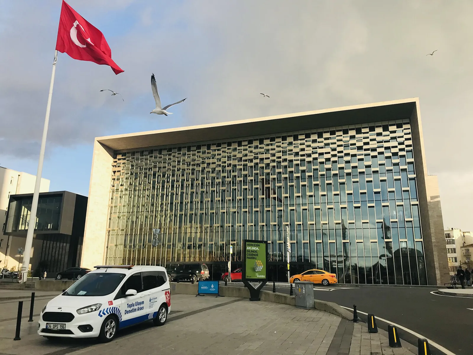 Naum Tiyatrosu, Beyoğlu