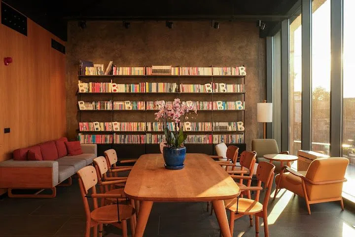 Tepe Cafe, Sarıyer, İstanbul — Kafe ve Pastane