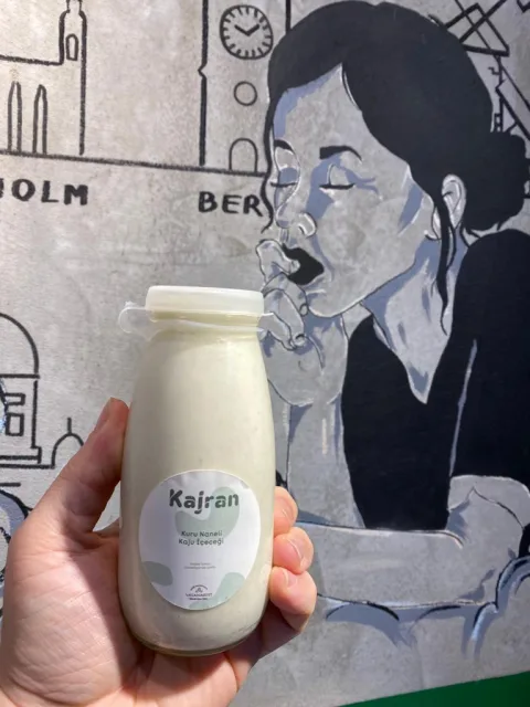 Veganarsist, Kadıköy, İstanbul — Kafe ve Pastane