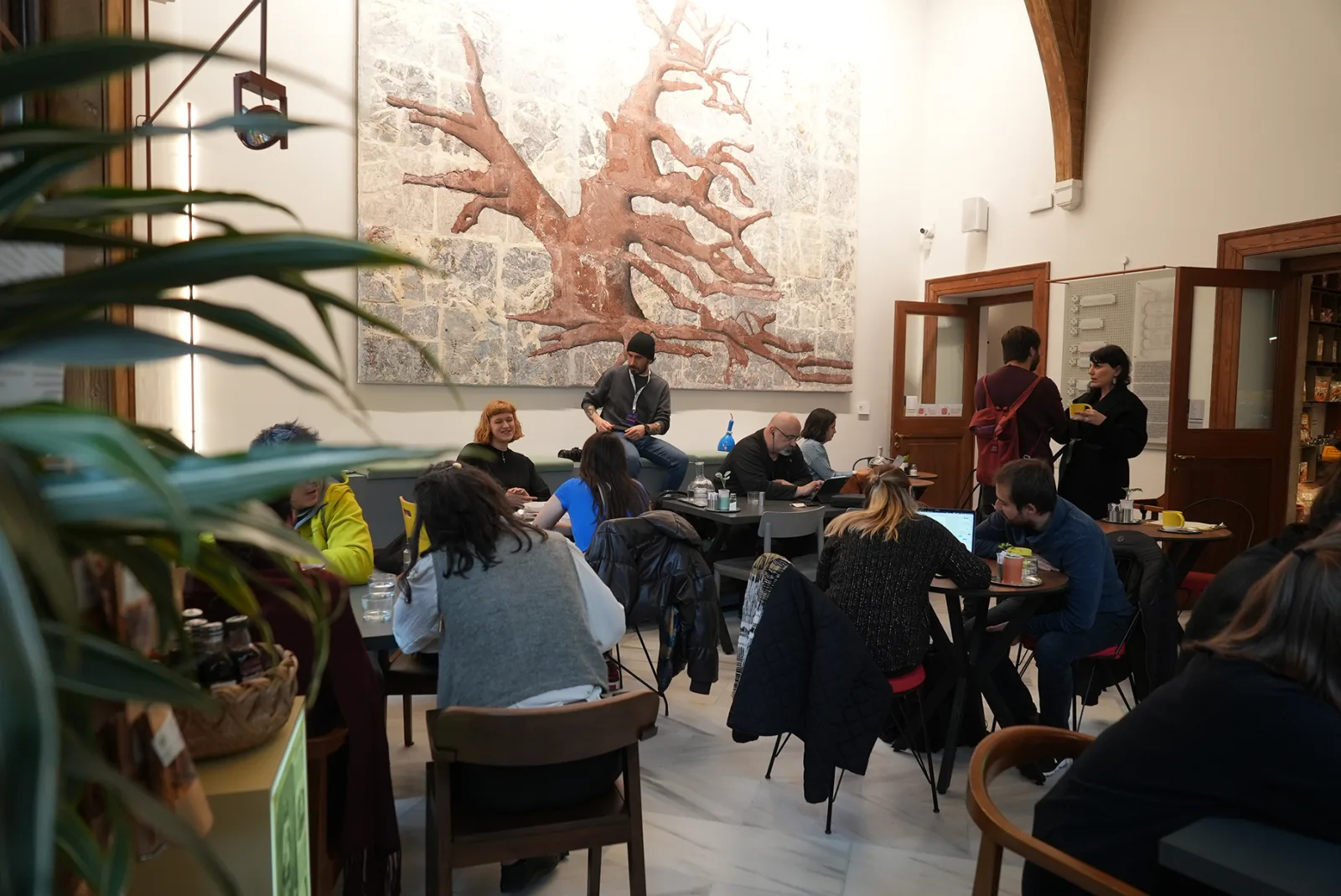 Postane Cafe, Beyoğlu, İstanbul — Kafe ve Pastane