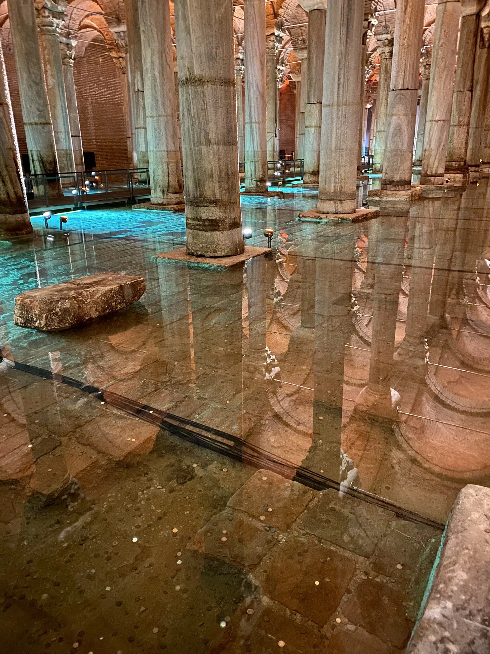 Yerebatan Sarnıcı, Beyoğlu, İstanbul — Tarihi Yapı