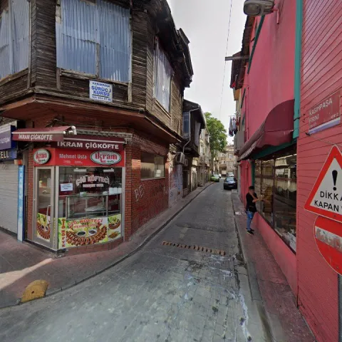 Çiğköfte, Beyoğlu