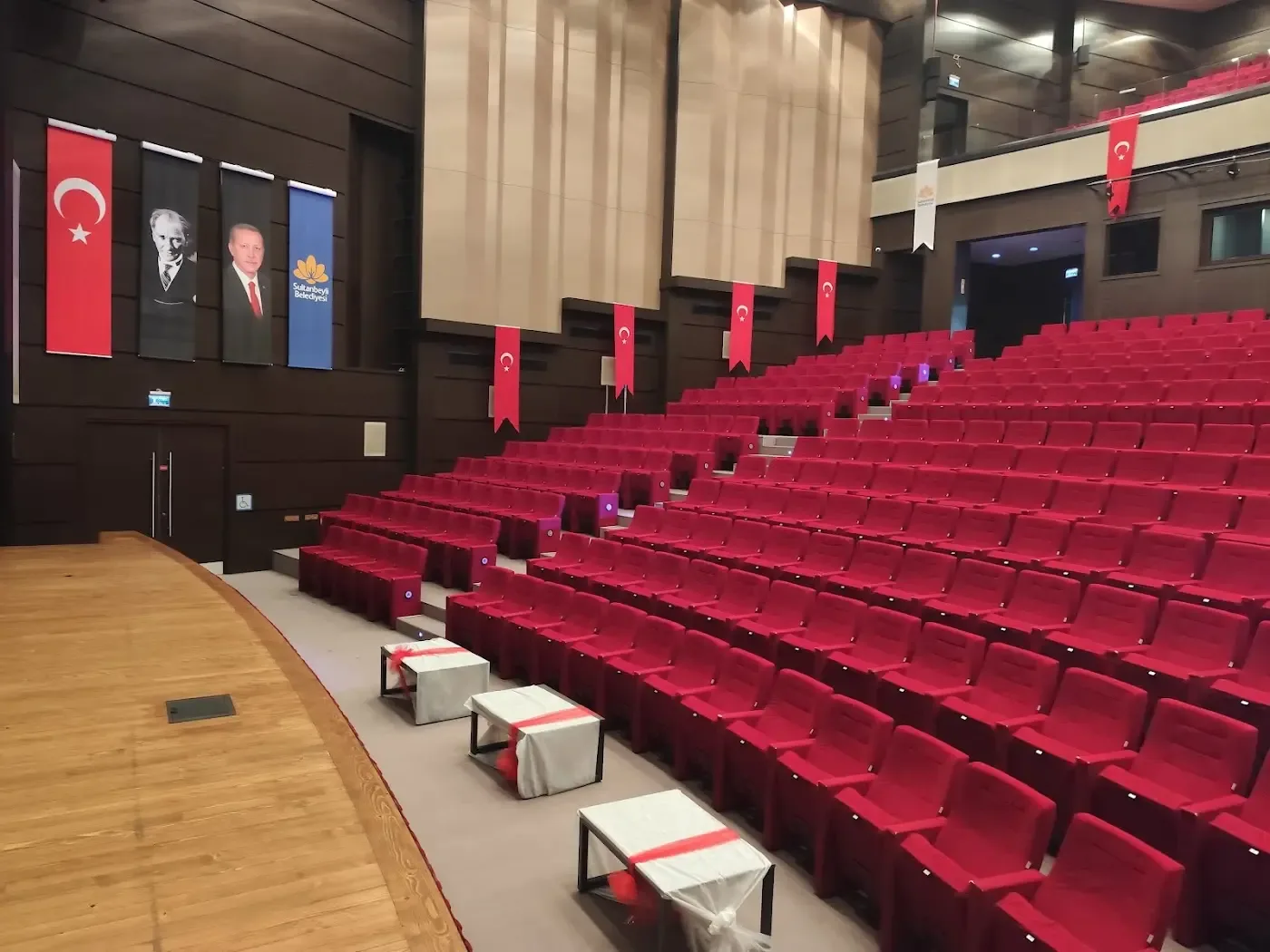 Sultanbeyli Belediyesi Prof. Dr. Necmettin Erbakan Kültür Merkezi, Sultanbeyli, İstanbul — Restoran