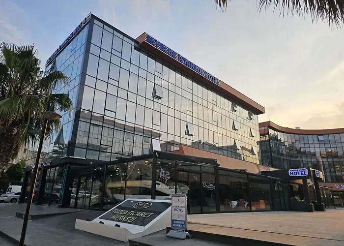 Skyblue İstanbul Hotel, Tuzla, İstanbul — Otel