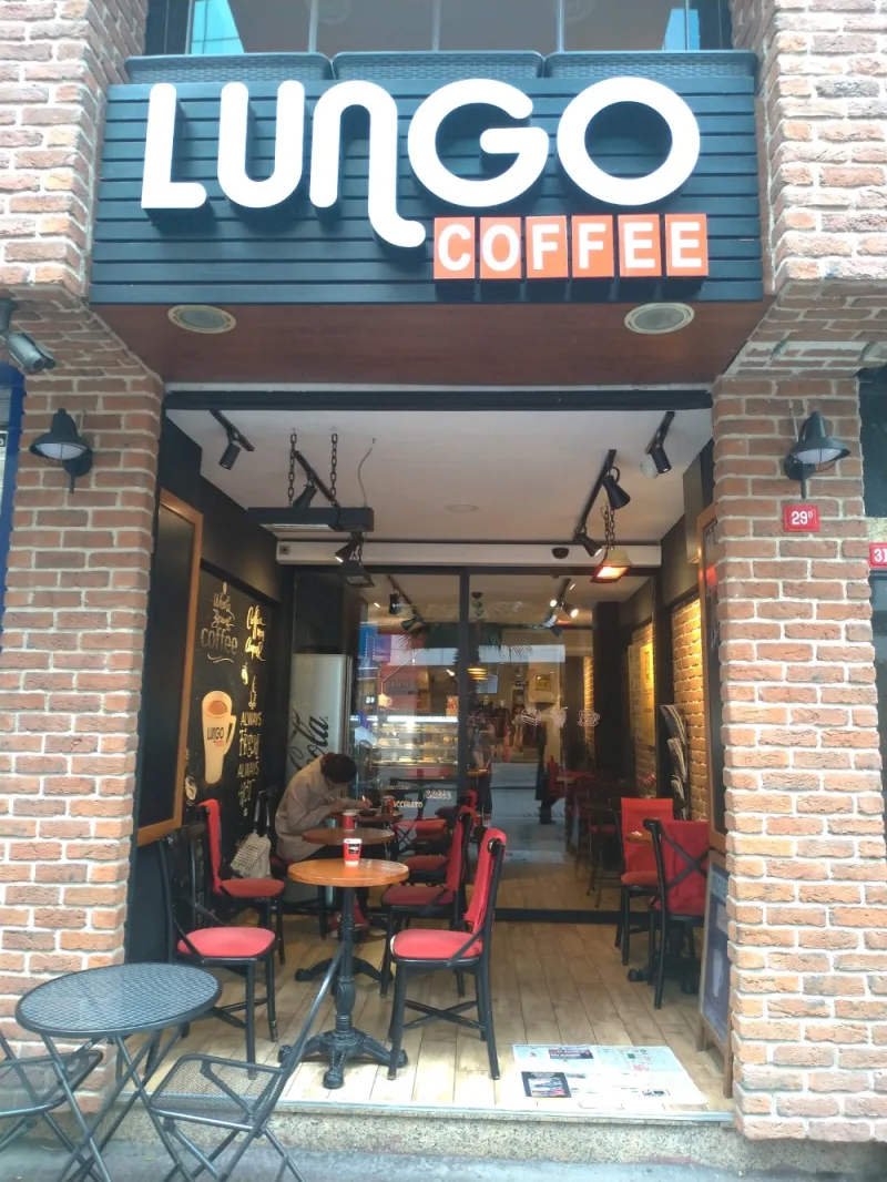 Lungo Coffee, Gaziosmanpaşa, İstanbul — Kafe ve Pastane