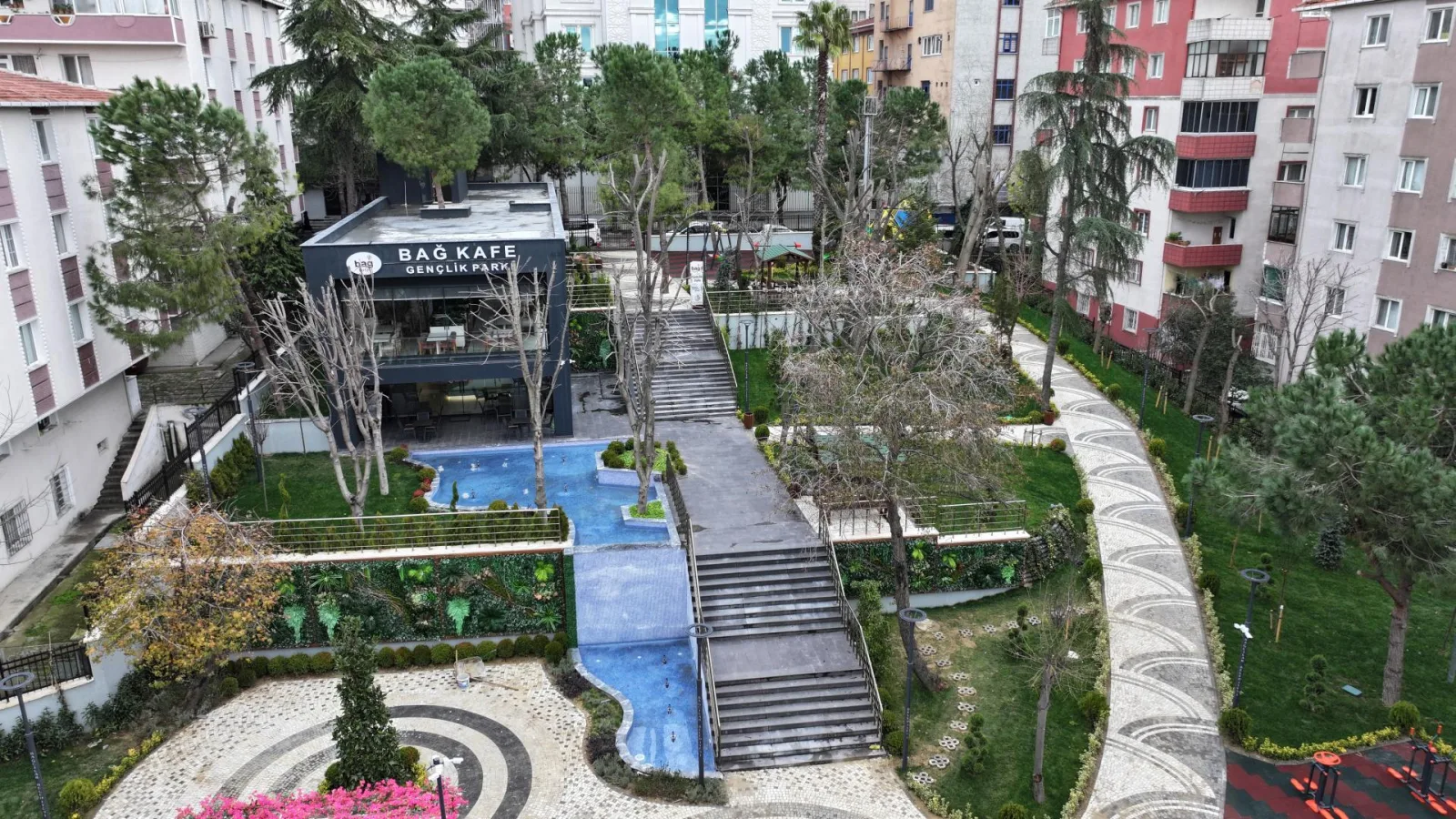 Site Cafe, Bağcılar, İstanbul — Kafe ve Pastane