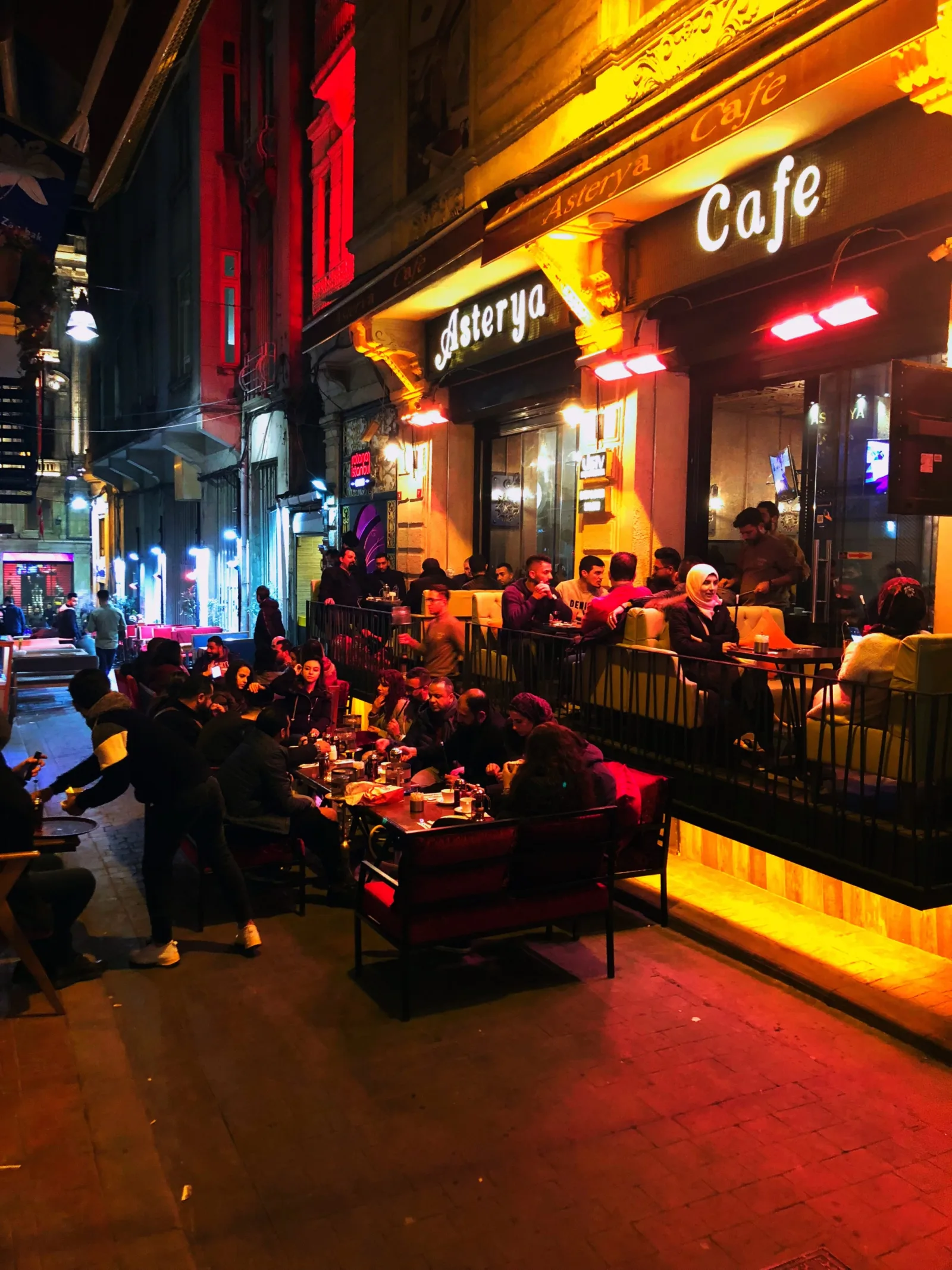 4 tea cafe&nargile, Beyoğlu