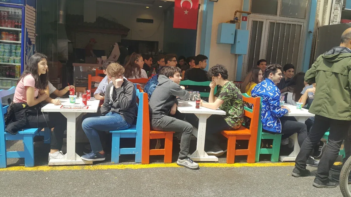 Elit Taş Fırın, Adalar