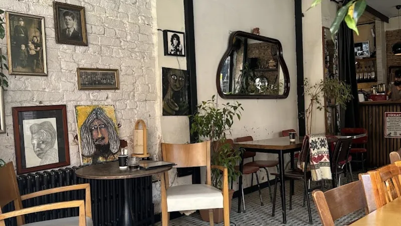 Benazio Coffee, Kadıköy, İstanbul — Kafe ve Pastane