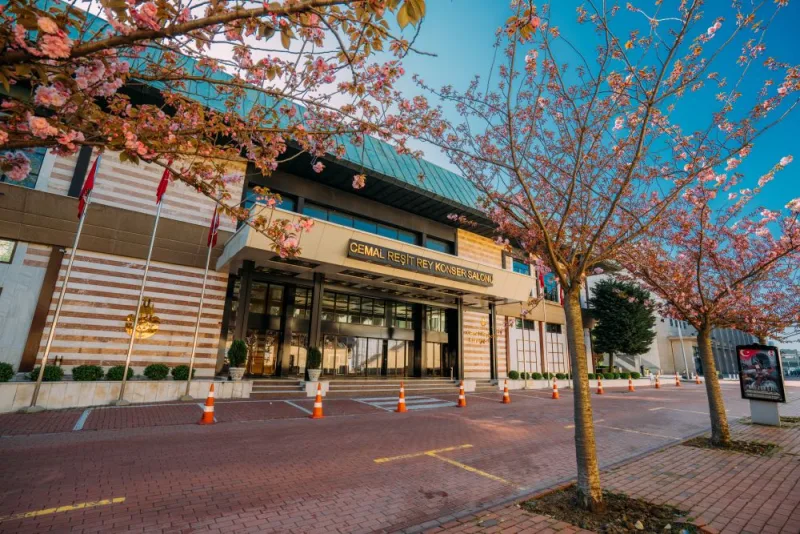 Cemal Reşit Rey Konser Salonu, Şişli