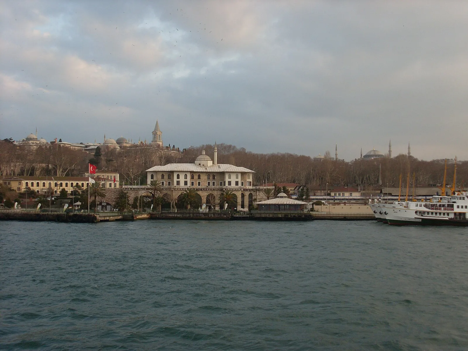 Sepetçiler Kasrı, Beyoğlu, İstanbul — Tarihi Yapı