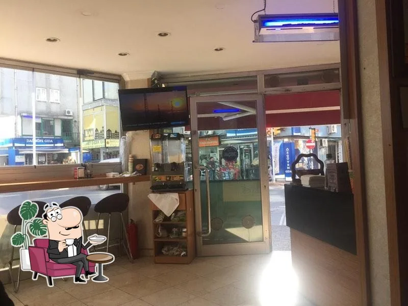 Köşk Pide Lahmacun, Kadıköy, İstanbul — Restoran