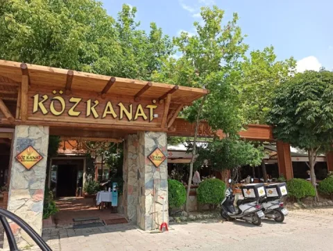Köz Kanat, Kartal, İstanbul