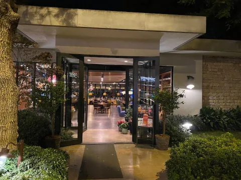 Midpoint, Kadıköy, İstanbul