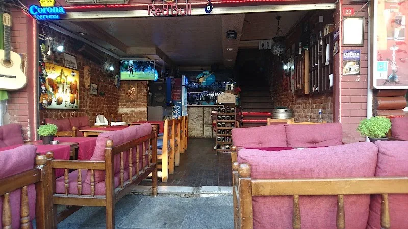 Şiva Cafe & Bar, Fatih, İstanbul — Kafe ve Pastane